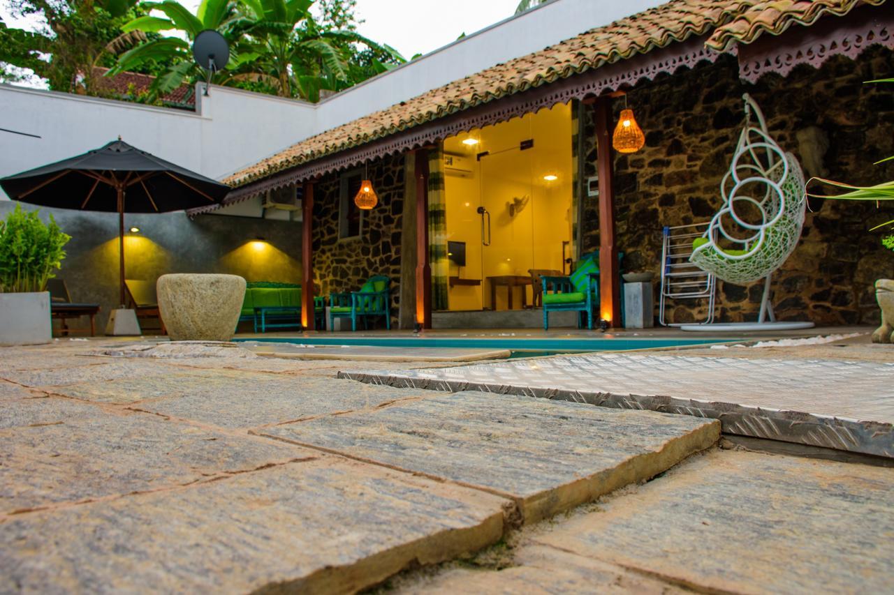 Rock Elephant Villa Hikkaduwa Bagian luar foto