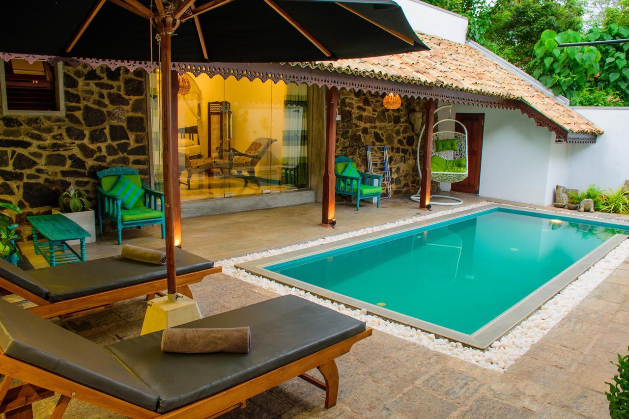 Rock Elephant Villa Hikkaduwa Bagian luar foto