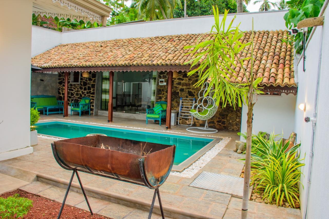 Rock Elephant Villa Hikkaduwa Bagian luar foto